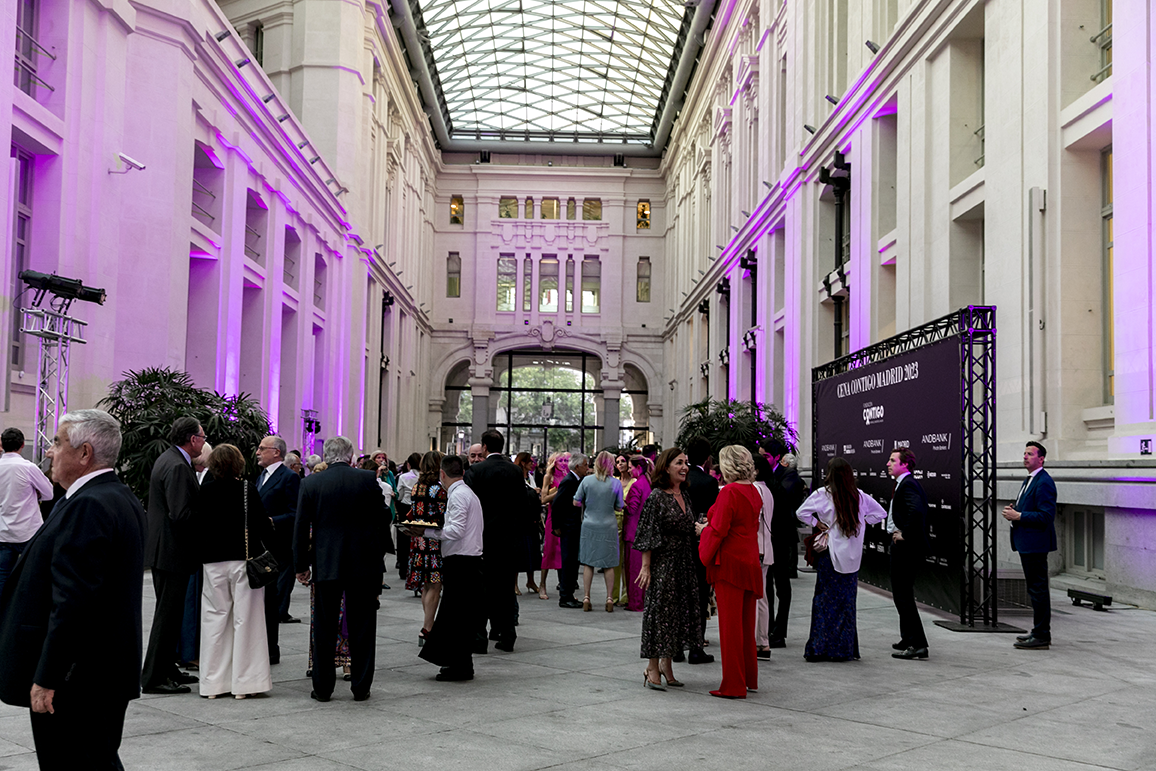 Palacio de Cibeles y la Fundación Contigo contra el cáncer