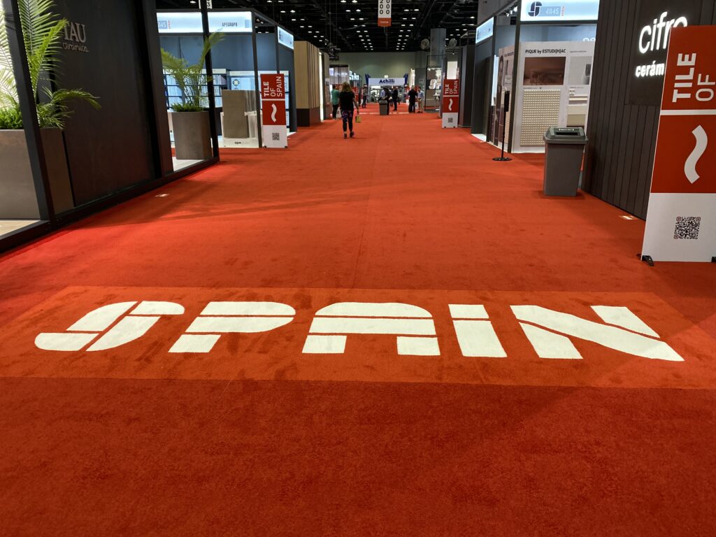 Stand de la cerámica española en Coverings 2022