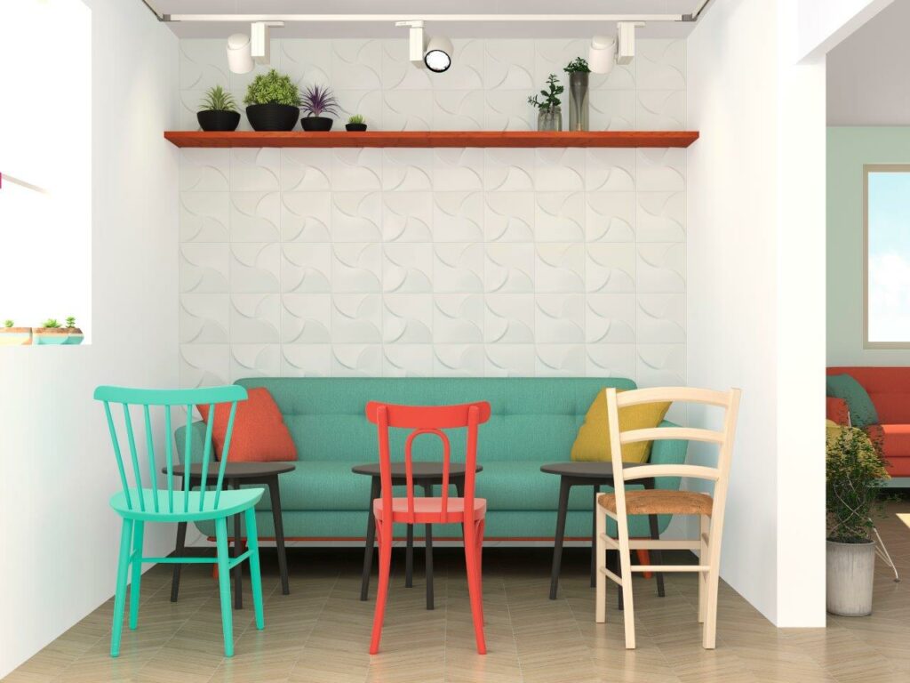 zona comedor con pared recubierta de cerámica en pasta blanca y con relieve